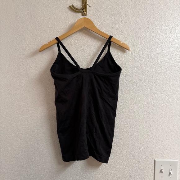 Patagonia W's Gatewood Cami Black Size Medium - Picture 2 of 5